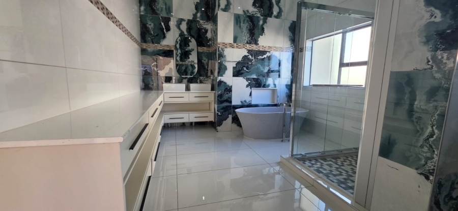 To Let 3 Bedroom Property for Rent in Wigwam North West